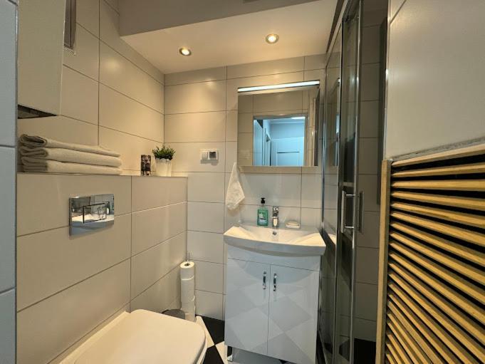 KATO BED Apartment Korfantego 8 Katowice Exterior foto
